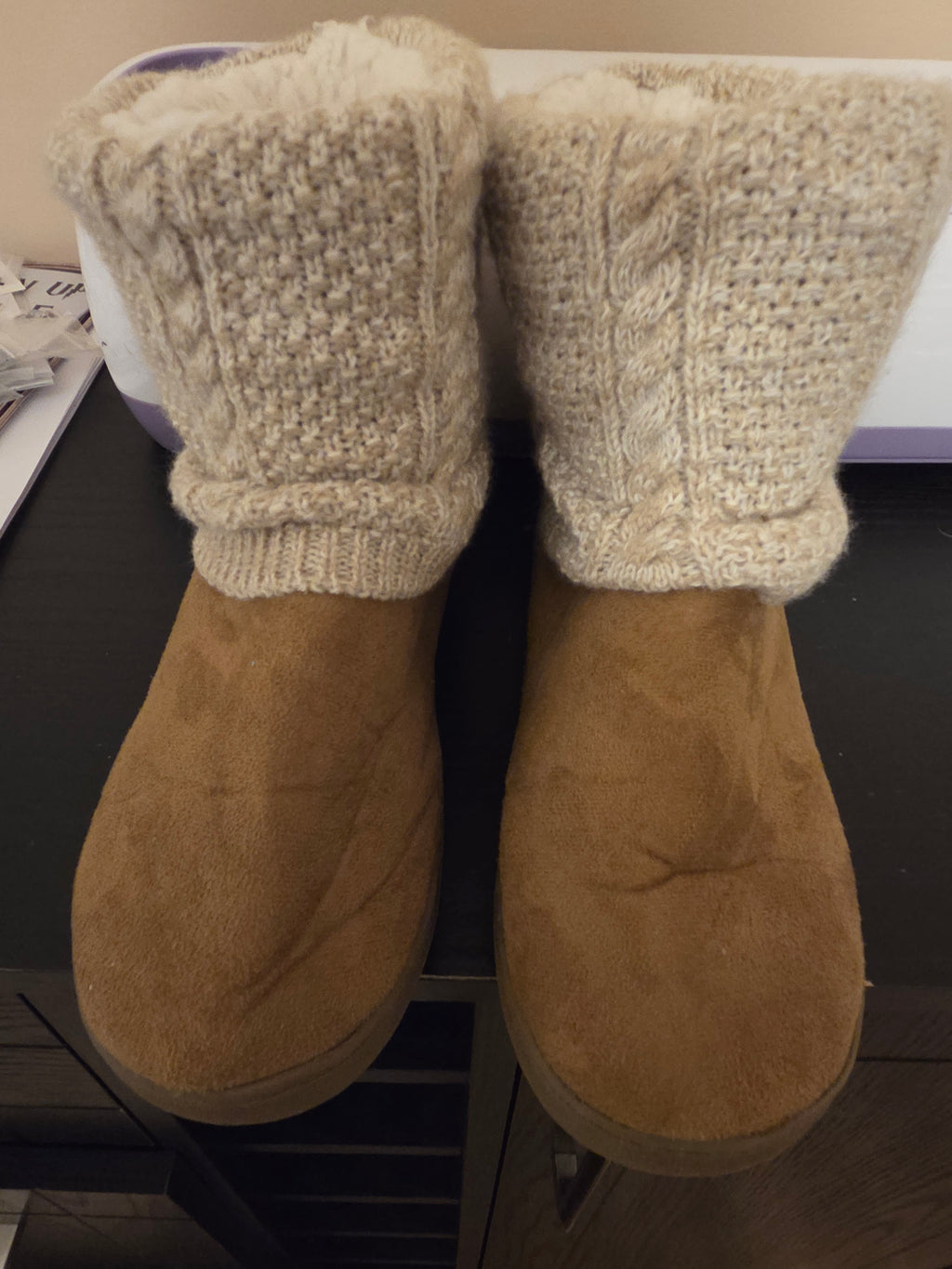 Muk Luks Slippers/Boots – Size 8 | Preowned Like New