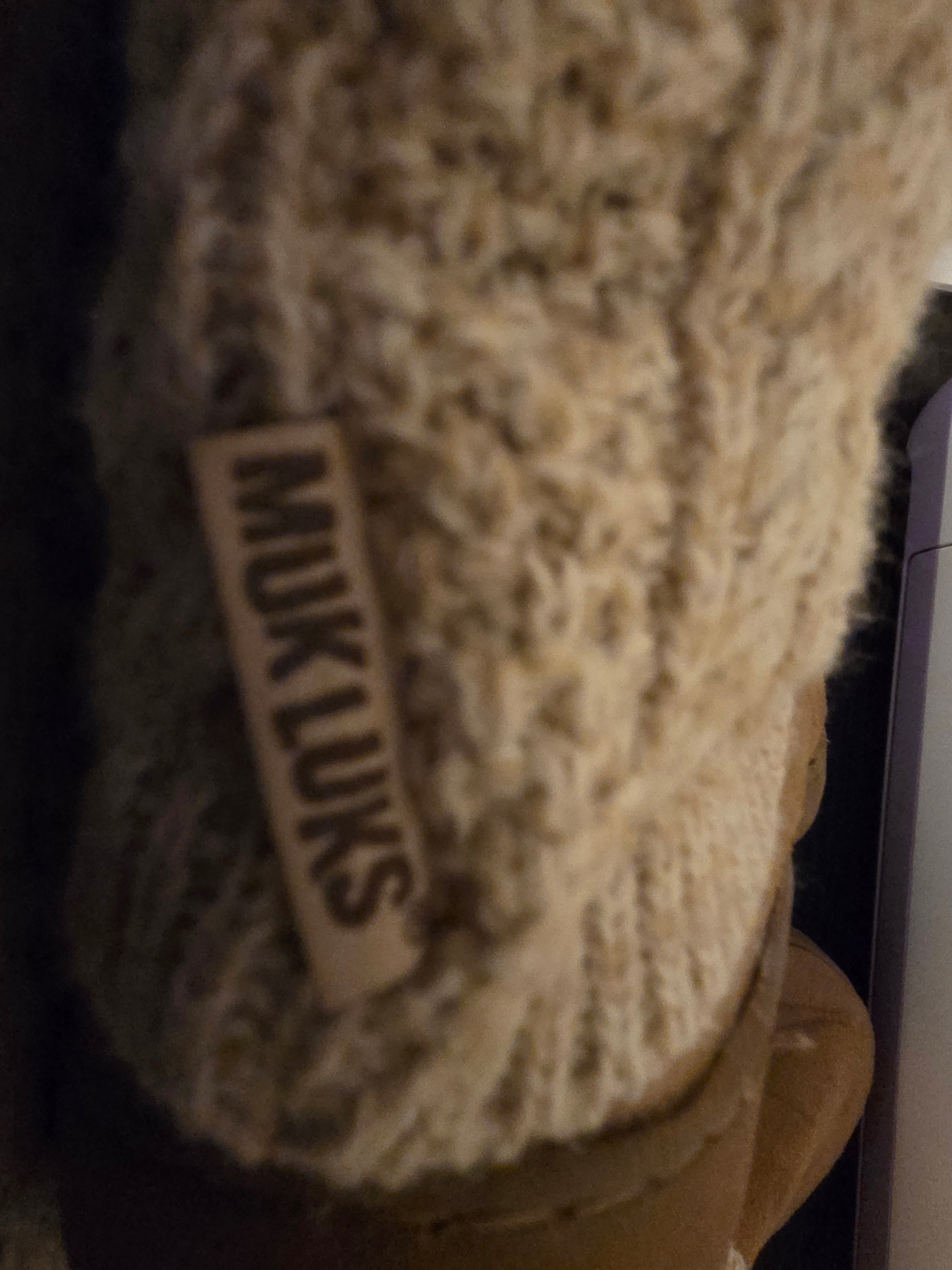 Muk Luks Slippers/Boots – Size 8 | Preowned Like New