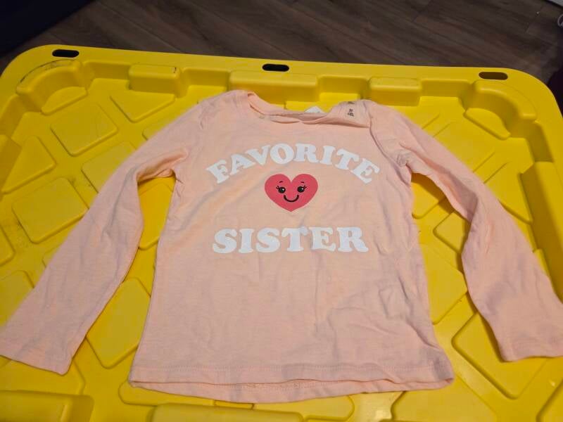 Toddler Girls Long Sleeve 'Favorite Sister' Graphic Tee