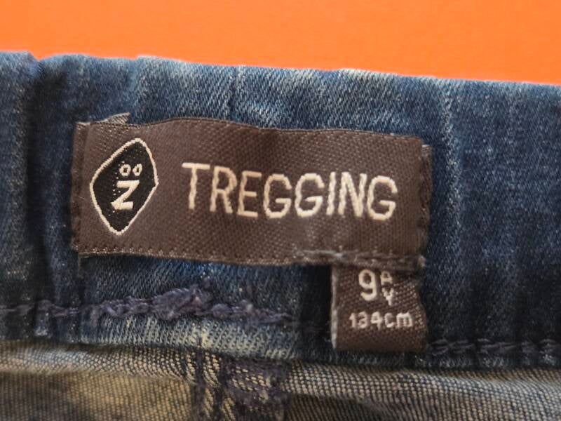Tregging Straight Fit Denim Jeans SZ 9