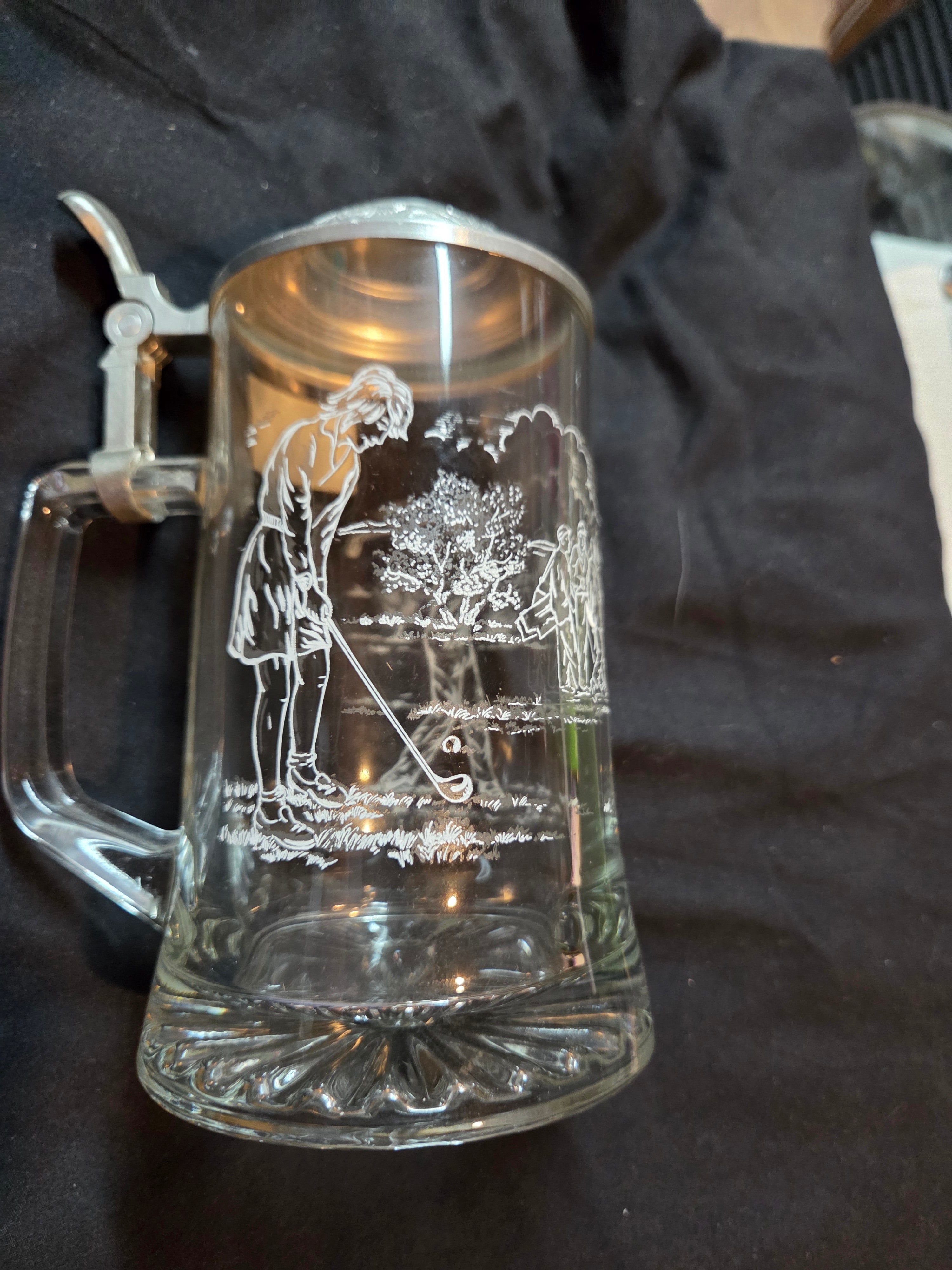 Vintage German Glass Beer Stein #47 – Man & Woman Golfers | Pewter Lid | 1/2L | Preowned