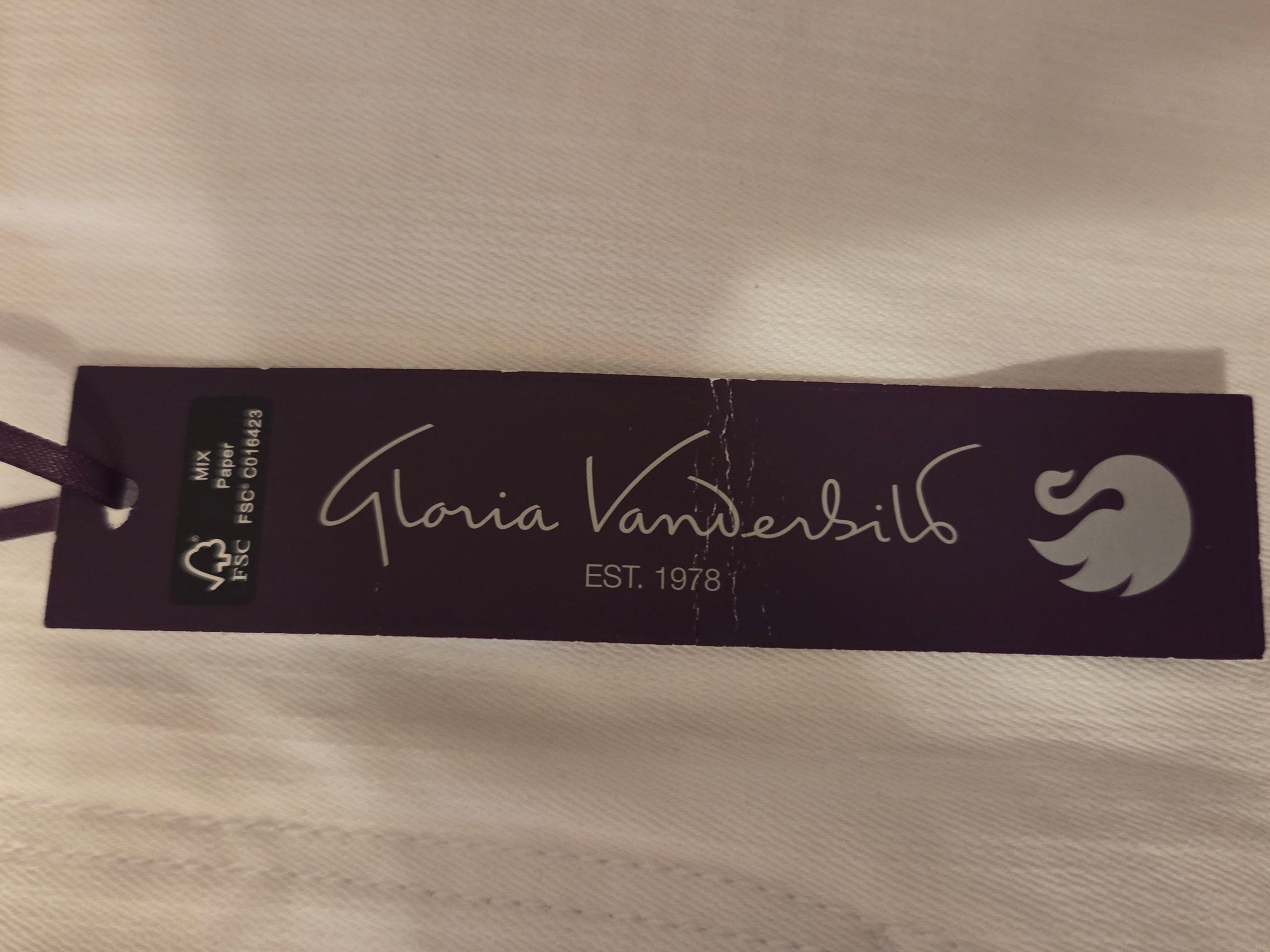 Gloria Vanderbilt Mila Belted Skimmer Pants Size 10 — New with Tags