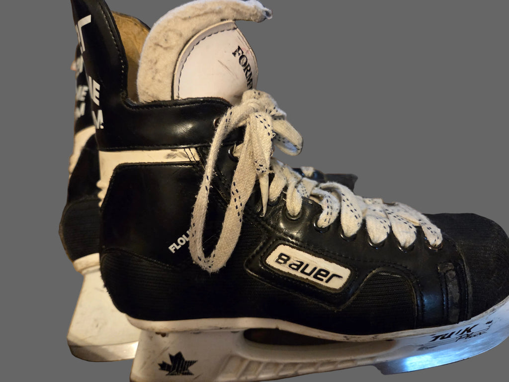 Bauer Supreme 1000 Hockey Skates Regular Width 8 (Used)