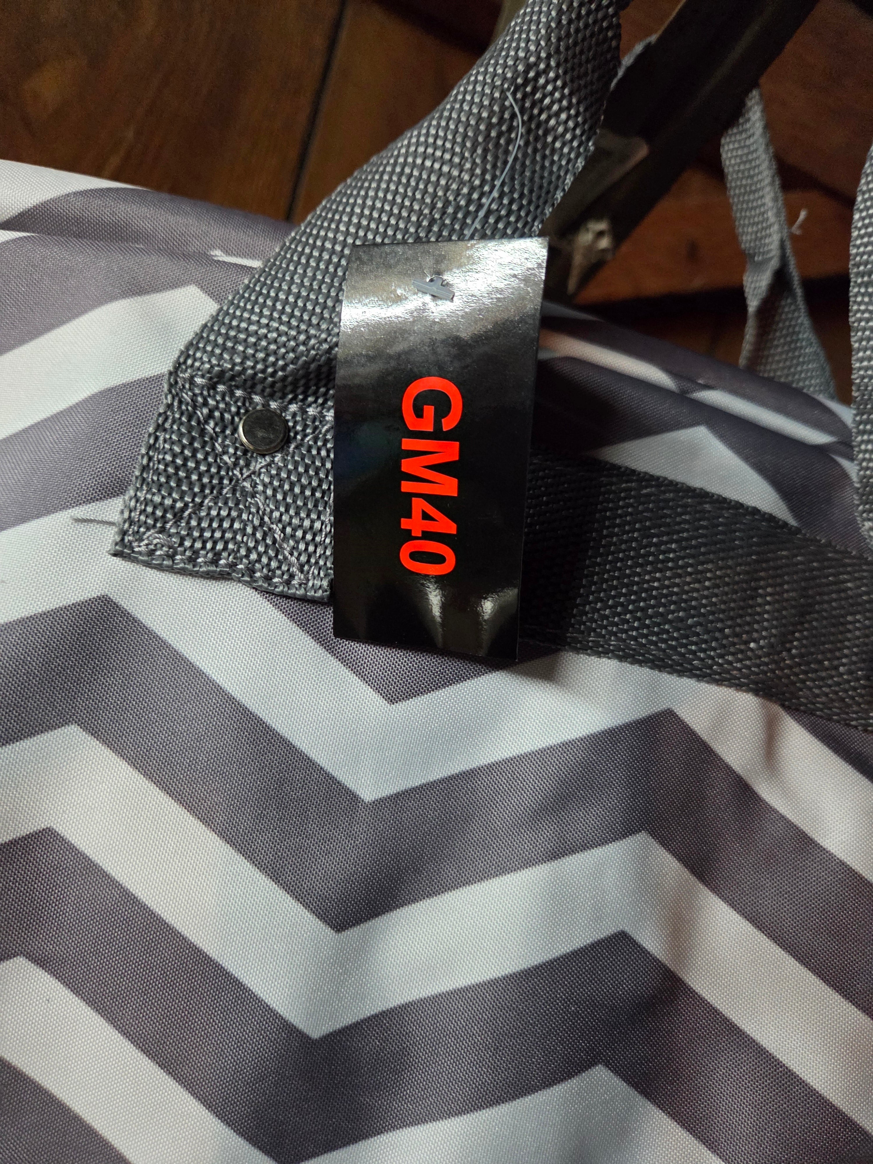 GM40 Hanging Travel Garment Bag – Converts to Over-the-Shoulder Bag | NWT