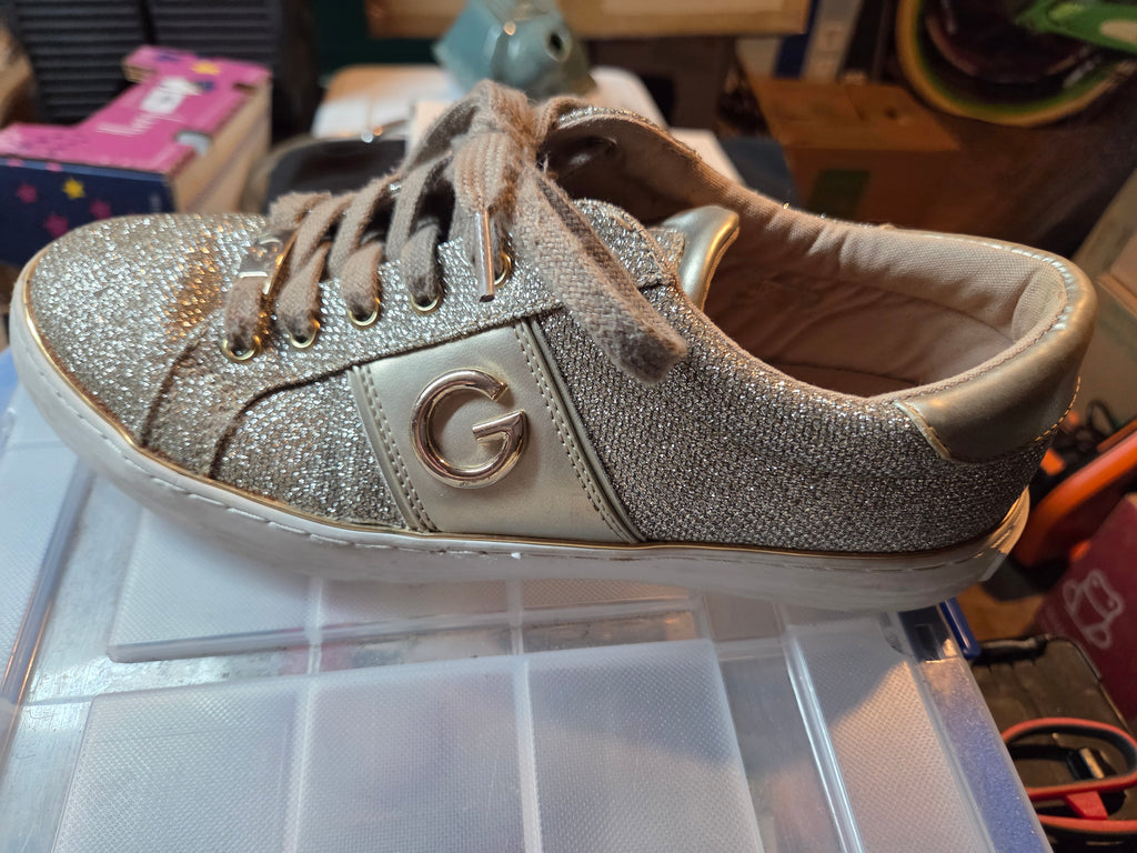 GBG Los Angeles by Guess Women's Lace-Up Shoes – Size 9.5M | Preowned