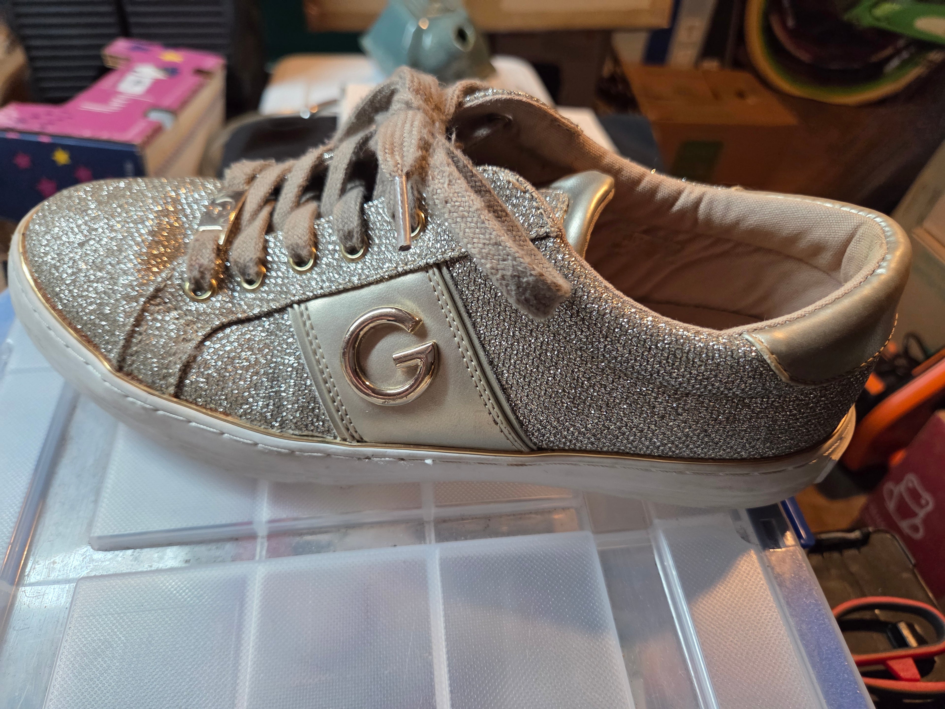 GBG Los Angeles by Guess Women's Lace-Up Shoes – Size 9.5M | Preowned