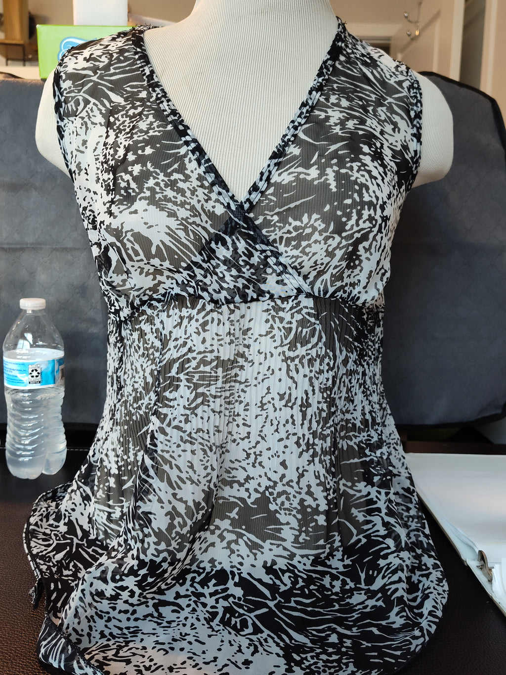 Black & White V Neck Sleeveless Wrap Top