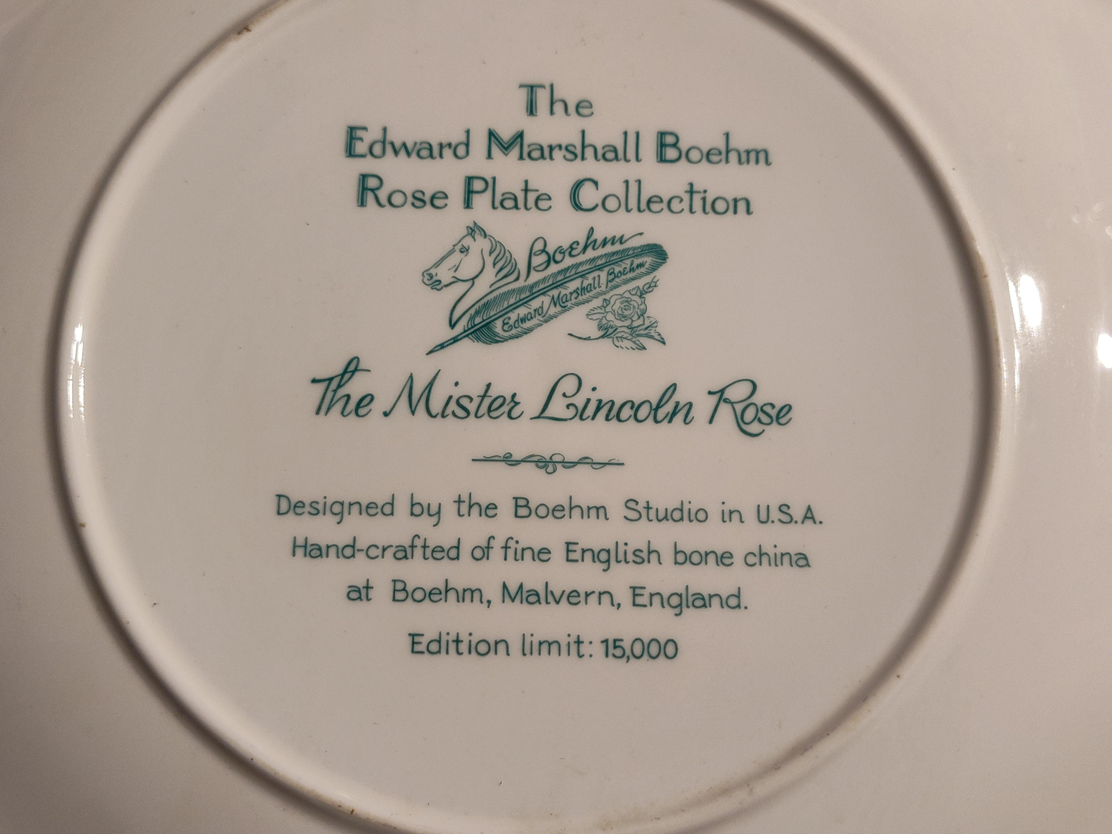 Boehm "Mister Lincoln" Rose Collector Plate – Fine Bone China England