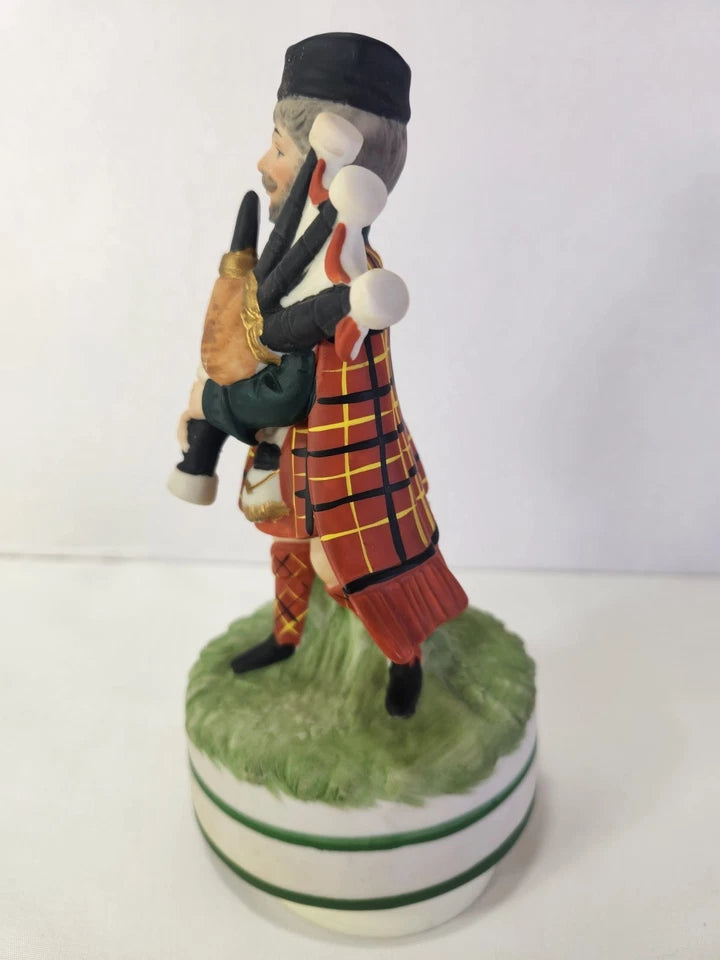 Vintage Scottish Bagpiper Music Box – Amazing Grace, Made in Japan