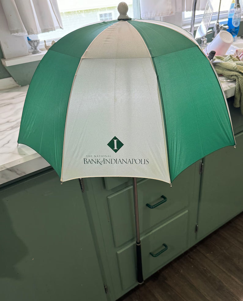 1990s Drizzle Stick Golf Club Umbrella — Rare Vintage Find (Preowned)